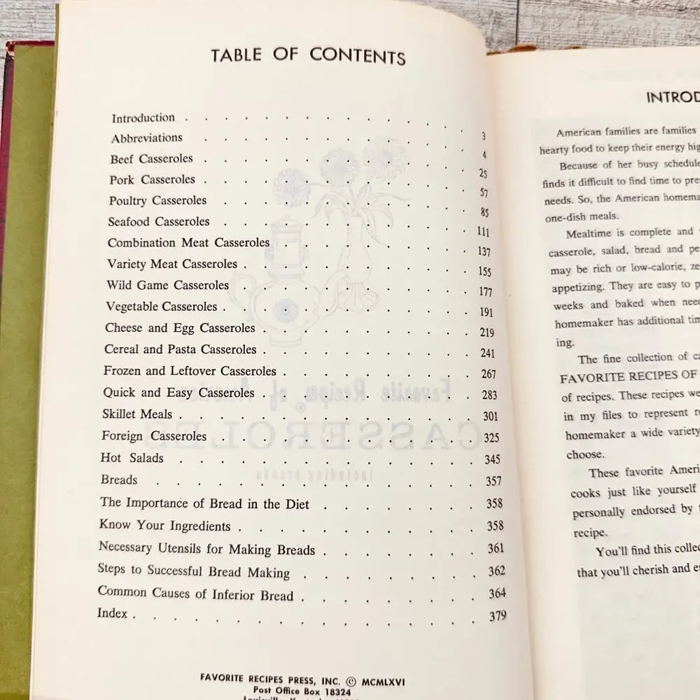 Casseroles Favorite Recipes of America HC‎ Cookbook Vtg 1966 + Clippings